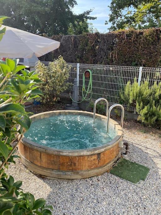 Appartamento Elegant House With A Garden Mira Esterno foto