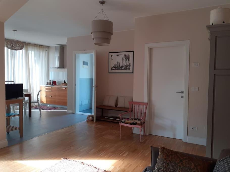 Appartamento Elegant House With A Garden Mira Esterno foto